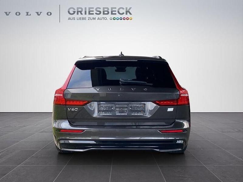 Gebraucht Volvo V60 Plus 455 PS (334 kW) 2022 Grau Kombi