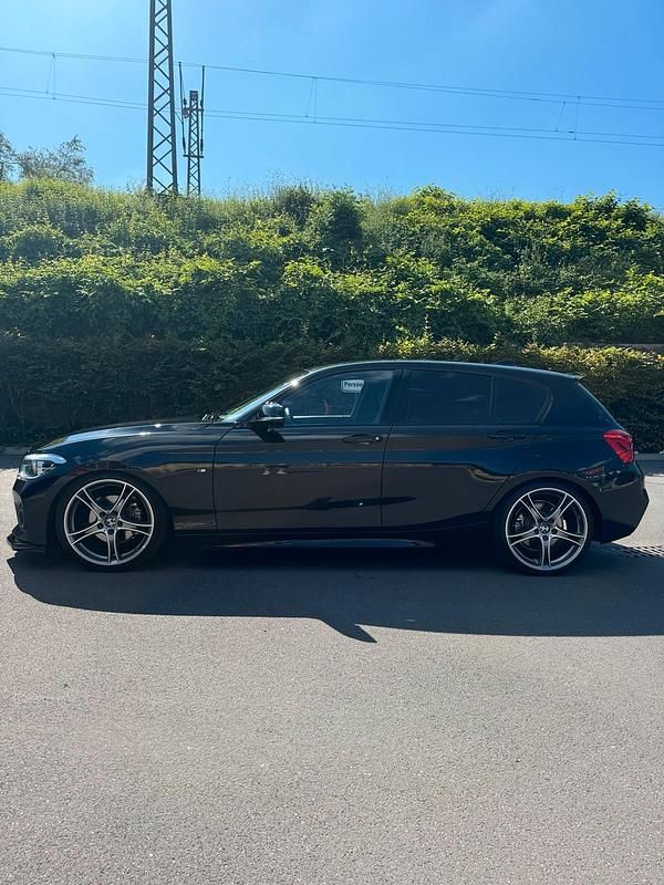 Gebraucht BMW 120 M Sport 190 PS (139 kW) 2017 Schwarz Kleinwagen