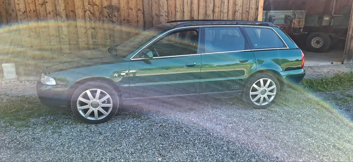 Gebraucht Audi A4 193 PS (141 kW) 1999 Grün Kombi
