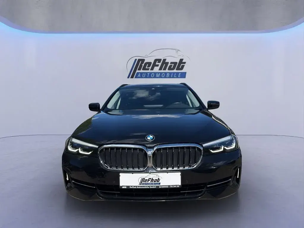 Używany BMW 530e Performance 292 KM (214 kW) 2021 Czarny Sedan/Limuzyna