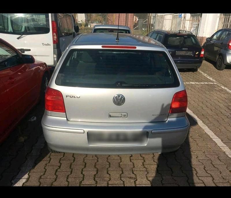 Gebraucht VW Polo 75 PS (55 kW) 2001 Grau Kombi
