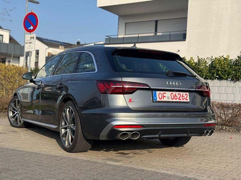 Gebraucht Audi S4 Ambiente 347 PS (255 kW) 2019 Grau Kombi