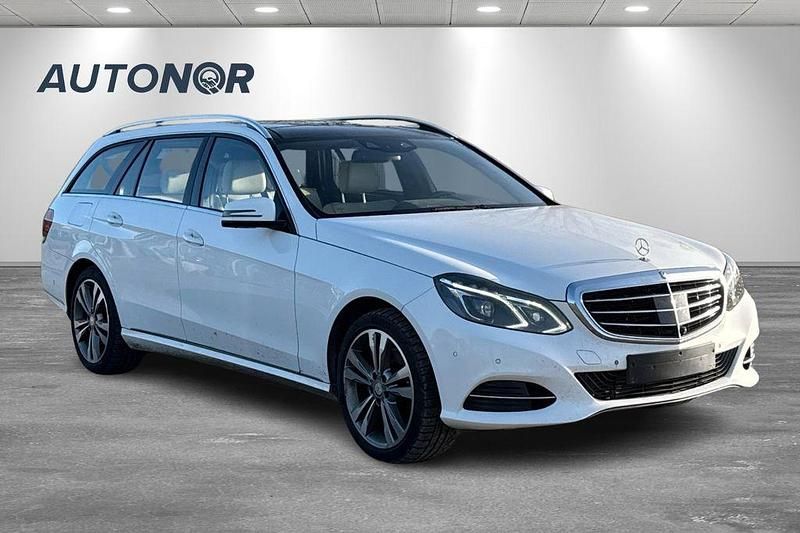 Gebraucht Mercedes E300 204 PS (150 kW) 2013 Weiß Limousine
