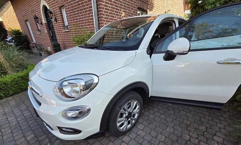 Weiß Gebraucht 2016 Fiat 500X Rockstar SUV | 12.200 € (Fairer Preis) - Bild 1/4