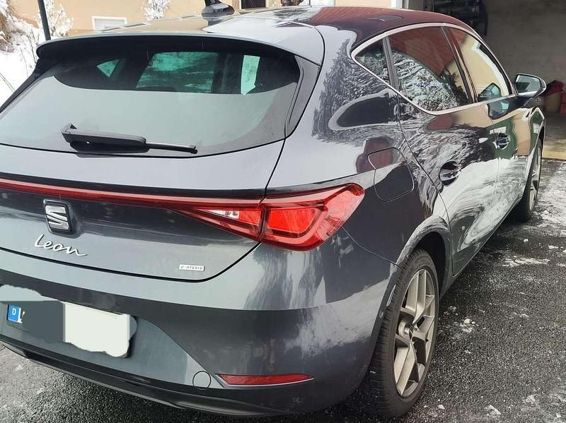 Gebraucht Seat Leon XCELLENCE 204 PS (150 kW) 2021 Grau Limousine