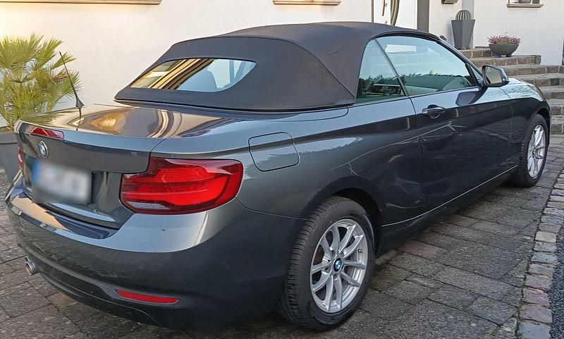 Gebraucht BMW 218 136 PS (100 kW) 2021 Grau Cabrio