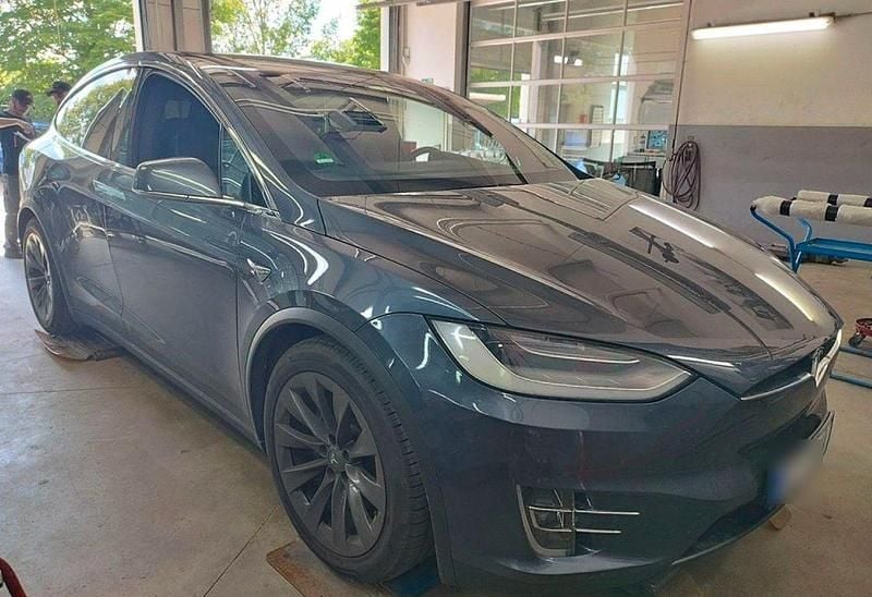 Second-hand Tesla Model X 2020 Gri SUV