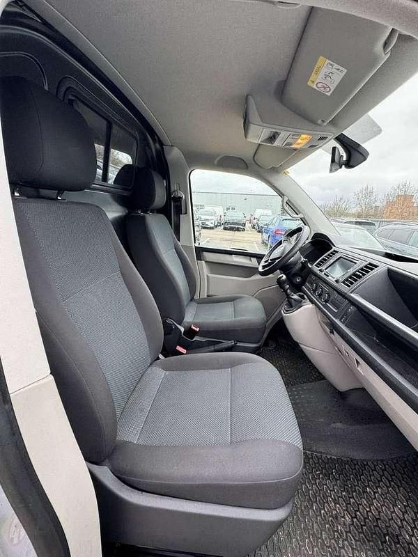 Gebraucht VW Transporter 150 PS (110 kW) 2019 Reflexsilber metallic Van