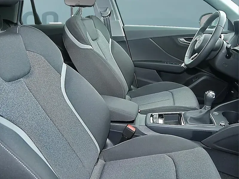 Gebraucht Audi Q2 Advanced 116 PS (85 kW) 2025 Grau SUV