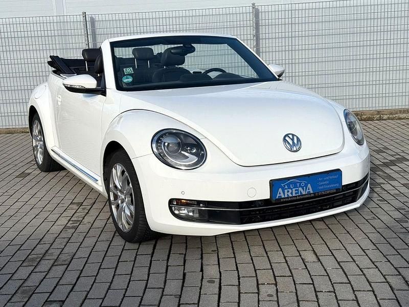 Gebraucht VW Beetle Cabriolet Design 105 PS (77 kW) 2013 Weiß Cabrio
