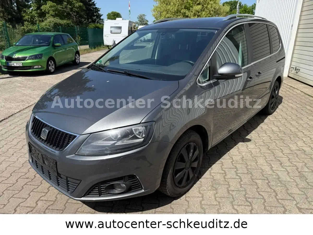 Gebraucht Seat Alhambra Style 140 PS (102 kW) 2010 Grau Van / Kleinbus