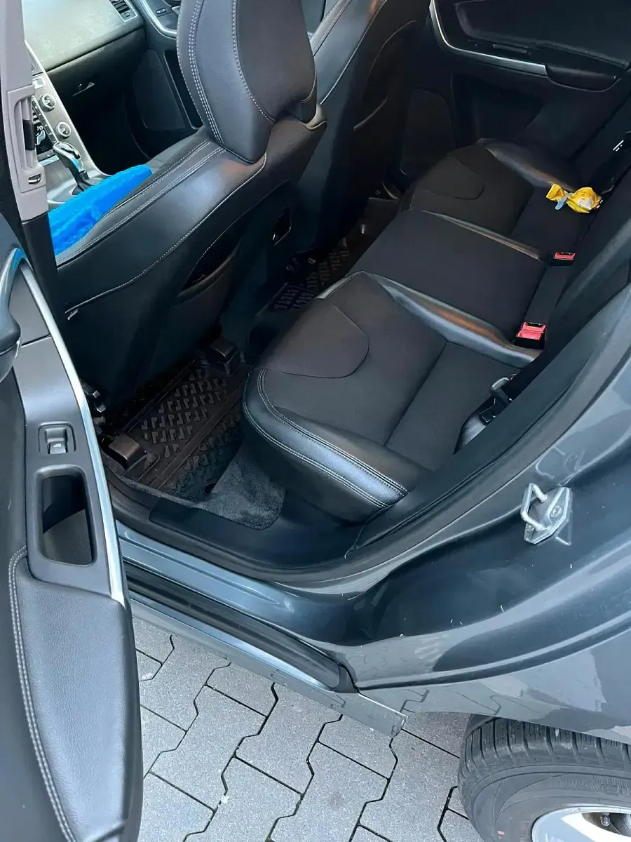 Gebraucht Volvo XC60 190 PS (139 kW) 2015 SUV
