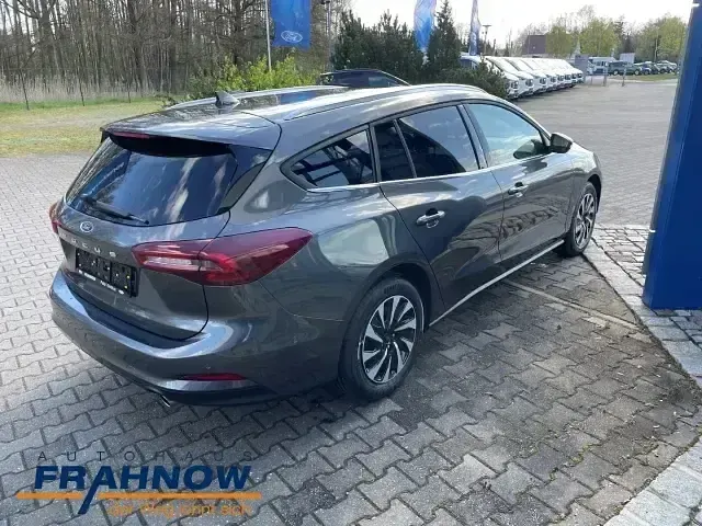 Używany Ford Focus Titanium 125 KM (91 kW) 2024 Szary Kombi