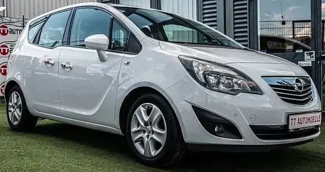 Gebraucht Opel Meriva Innovation 101 PS (74 kW) 2011 Weiß Van / Kleinbus
