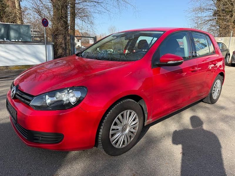 Gebraucht VW Golf VI 80 PS (58 kW) 2009 Rot Kleinwagen