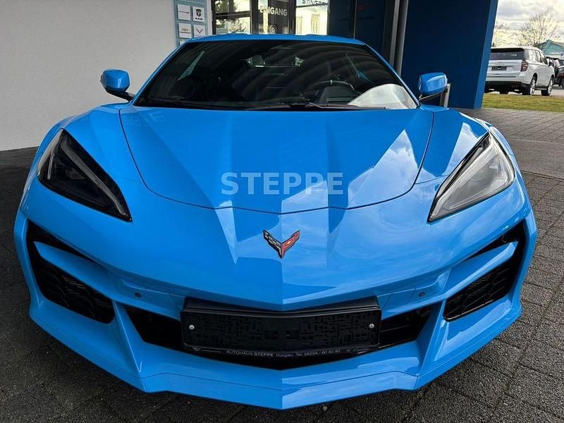 Neu Corvette C8 644 PS (473 kW) 2026 Blau Coupé