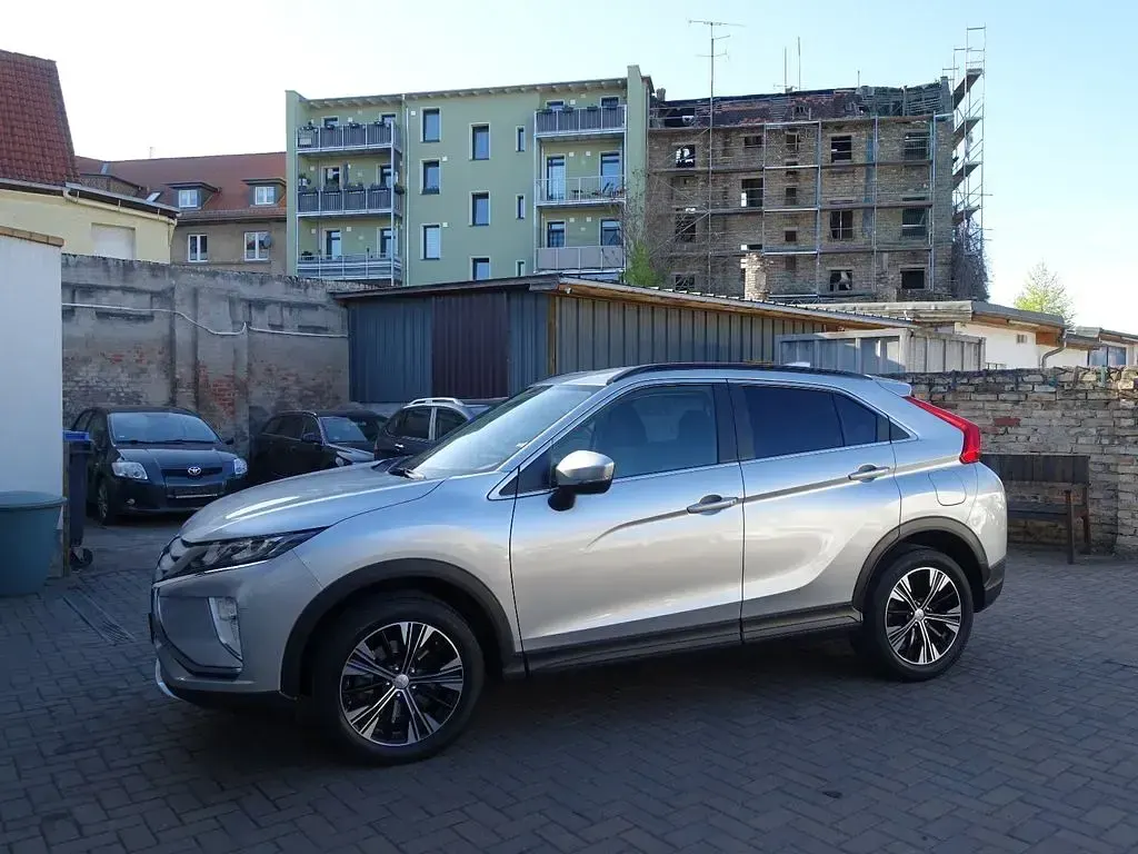 Second-hand Mitsubishi Eclipse Cross 163 CP (119 kW) 2020 Argintiu SUV