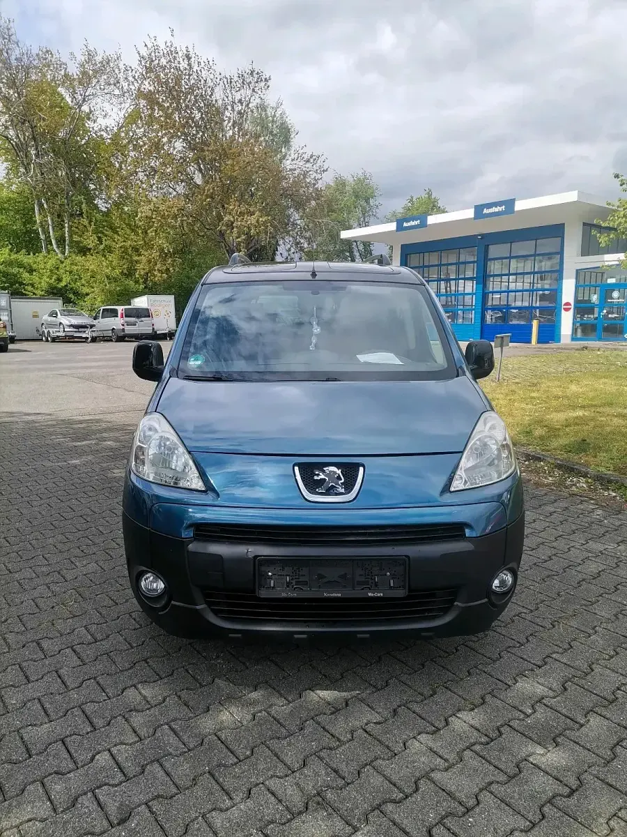 Gebraucht Peugeot Partner Tepee 120 PS (88 kW) 2011 Blau Van / Kleinbus