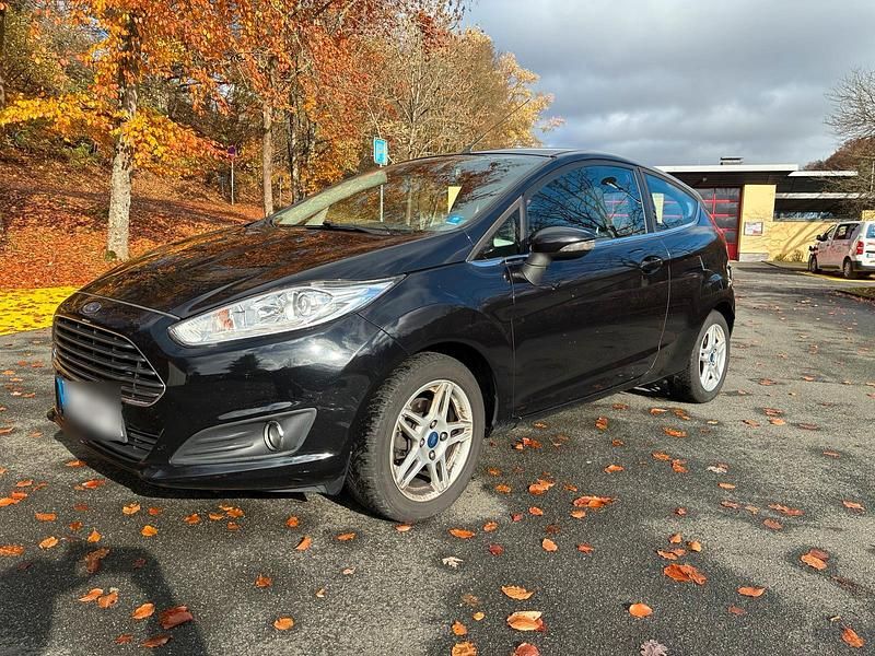 Schwarz Gebraucht 2013 Ford Fiesta Kleinwagen | 3.350 € (Guter Preis) - Bild 1/4