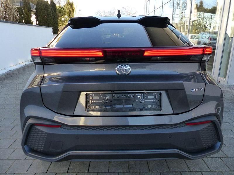 Gebraucht Toyota C-HR 140 PS (102 kW) 2025 Marlin grau / sz 2nb SUV
