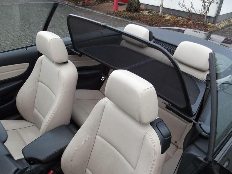 Gebraucht BMW 118 Cabriolet Efficient Dynamics 143 PS (105 kW) 2013 Schwarz Cabrio