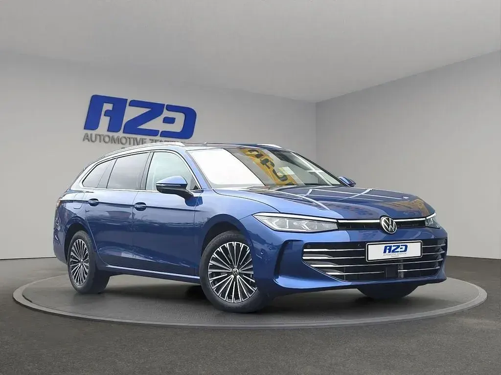 Usata VW Passat 193 CV (141 kW) 2025 Blu Station wagon