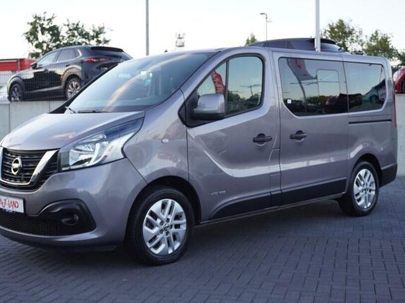 Gebraucht Nissan NV300 Premium Edition 145 PS (106 kW) 2019 Grau Van