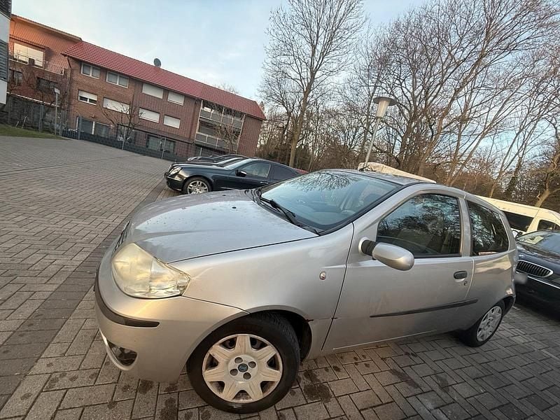 Gebraucht Fiat Punto Active 60 PS (44 kW) 2005 Grau Kleinwagen