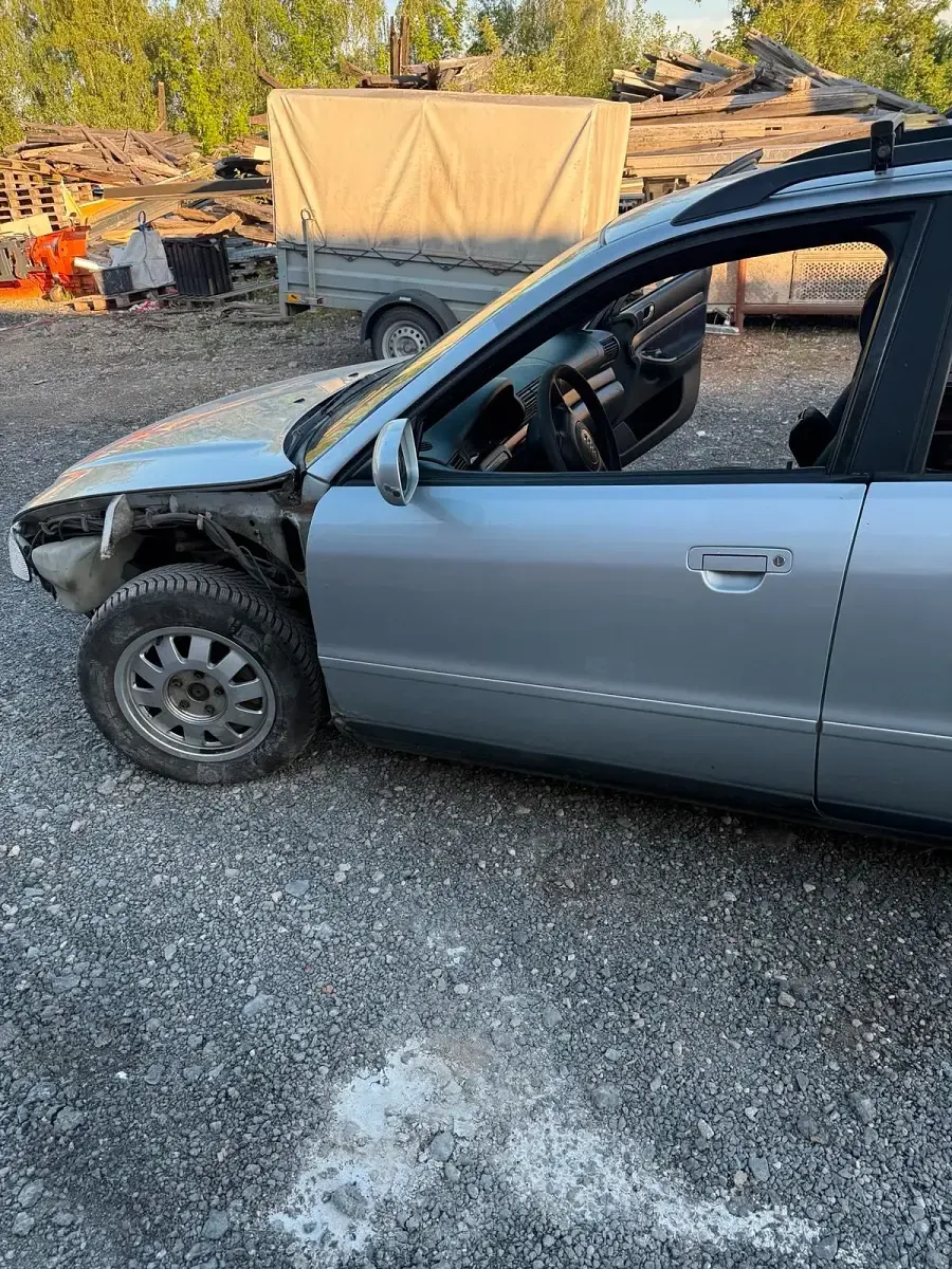 Gebraucht Audi A4 100 PS (73 kW) 1999 Silber Kombi