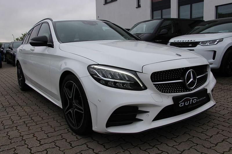 Gebraucht Mercedes C220 AMG line 194 PS (142 kW) 2021 Weiß Limousine