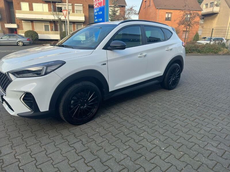 Weiß Gebraucht 2020 Hyundai Tucson N Line SUV | 21.500 € (Fairer Preis) - Bild 1/4