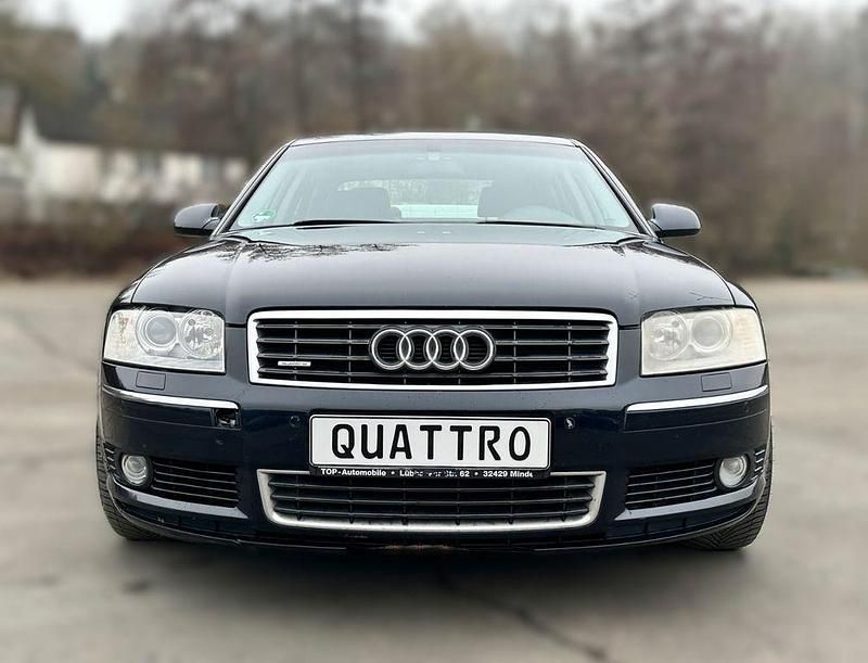 Gebraucht Audi A8 334 PS (245 kW) 2003 Blau Limousine