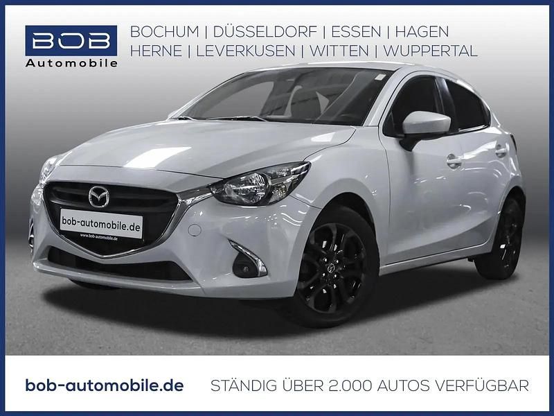 Weiß Gebraucht 2019 Mazda 2 Kizoku Limousine | 14.940 € (Etwas zu teuer) - Bild 1/3