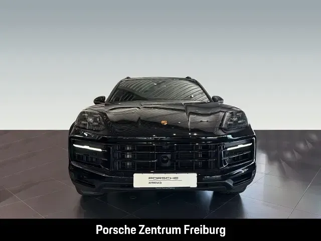 Gebraucht Porsche Cayenne 470 PS (345 kW) 2024 Schwarz SUV