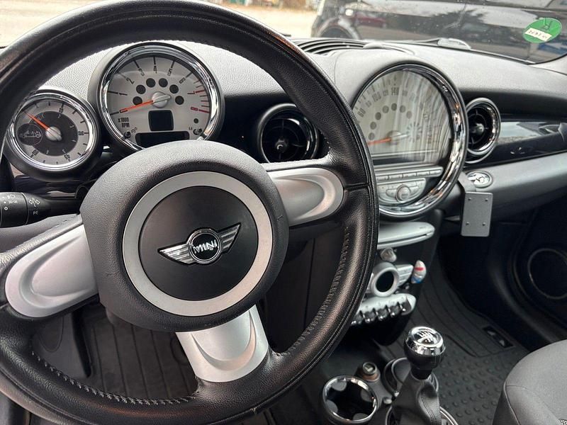 Gebraucht Mini Cooper Cabriolet Pepper 120 PS (88 kW) 2010 Schwarz Cabrio