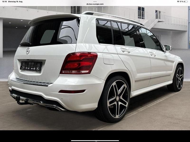 Gebraucht Mercedes GLK250 AMG 204 PS (150 kW) 2015 Weiß SUV