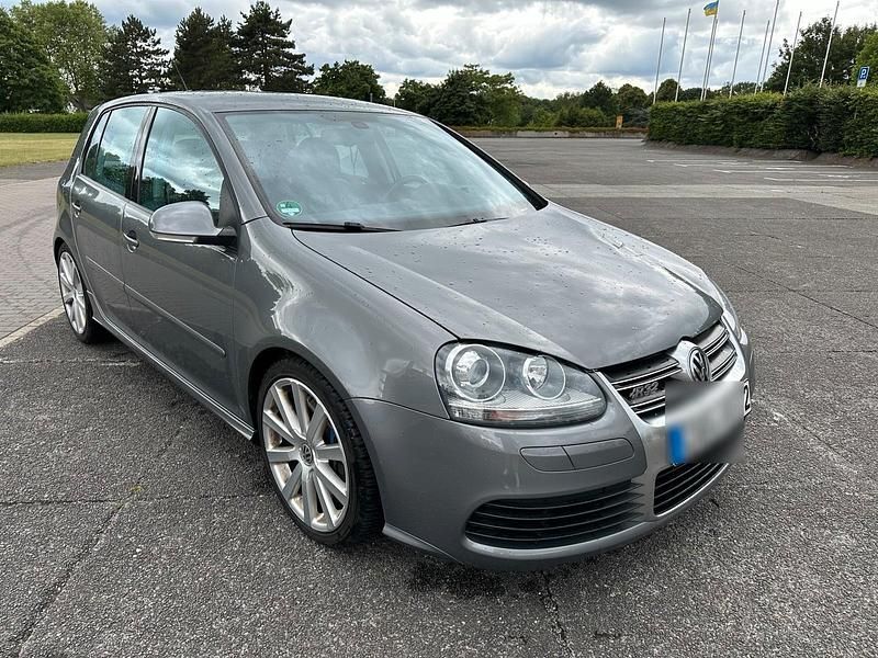 Gebraucht VW Golf VI R 250 PS (183 kW) 2008 Grau Kleinwagen