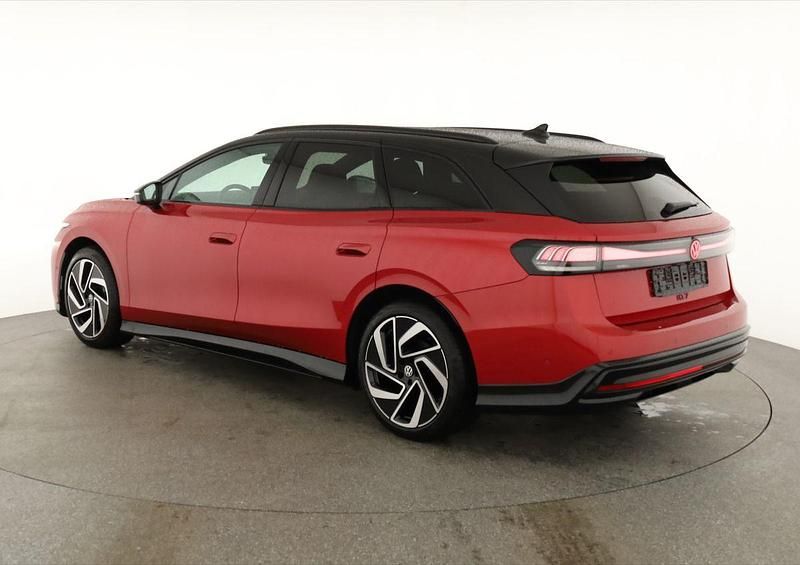 Neu VW ID.7 Pro 210 kW (286 PS) 2026 Kings red metallic / dach schwarz Kombi