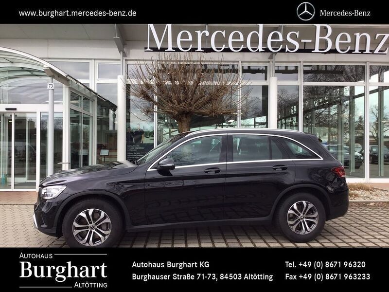 Gebraucht Mercedes GLC200 Advanced 197 PS (144 kW) 2019 Lack obsidianschwarz SUV