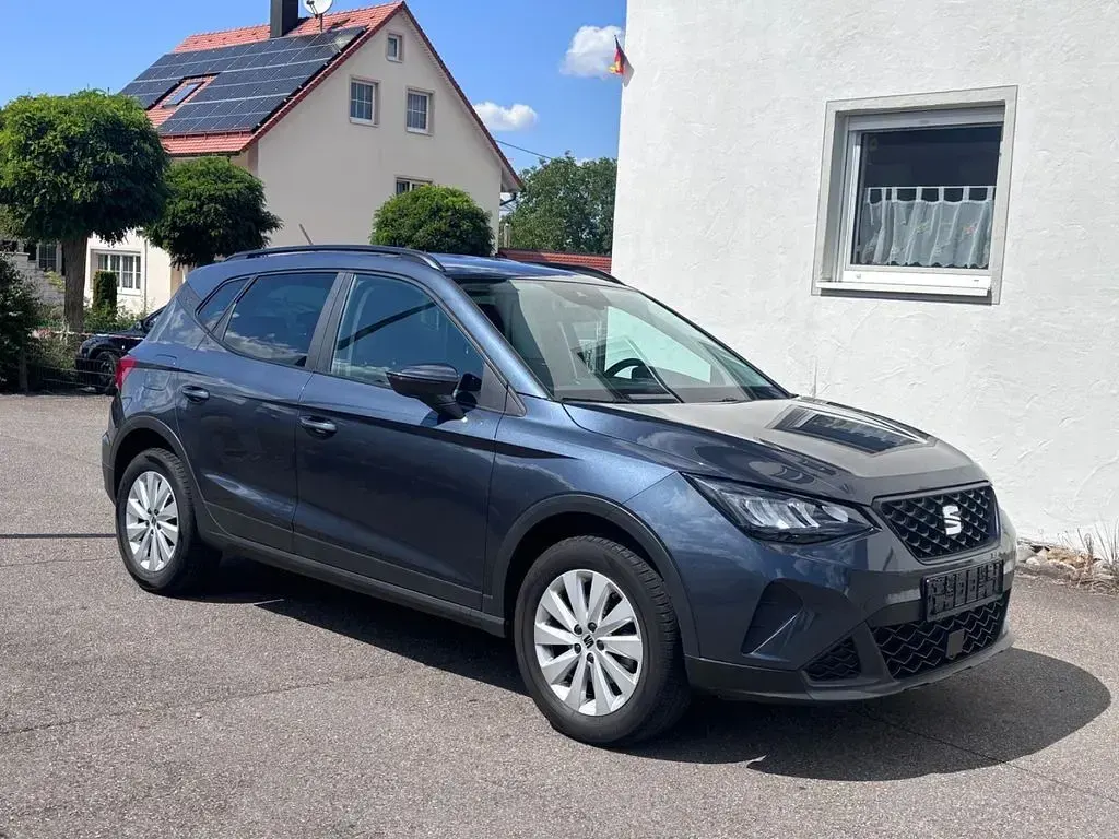 Gebraucht Seat Arona Style 116 PS (85 kW) 2024 Grau SUV