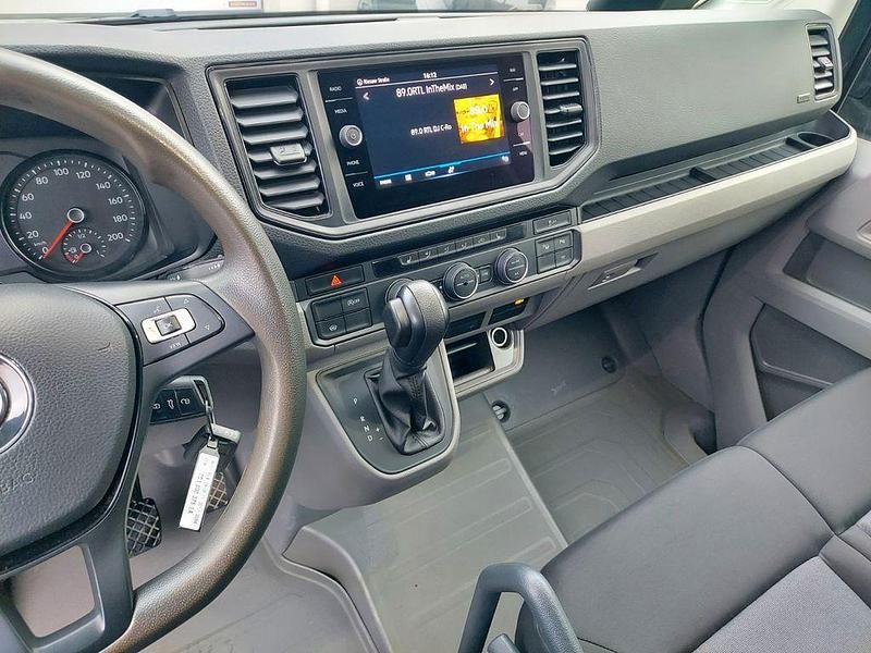 Gebraucht VW Crafter 177 PS (130 kW) 2022 Indiumgrau Van