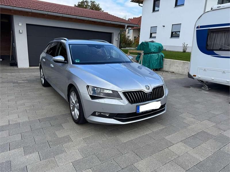 Gebraucht 2017 Skoda Superb Style Kombi | 14.900 € (Guter Preis) - Bild 1/4