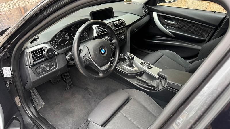 Gebraucht BMW 328 Sport Line 245 PS (180 kW) 2013 Grau Kombi