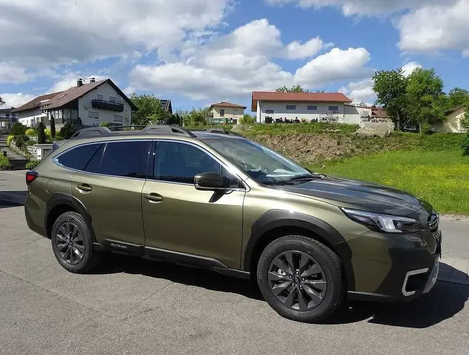Nouvelle Subaru Outback Active 169 ch (124 kW) 2025 Vert SUV