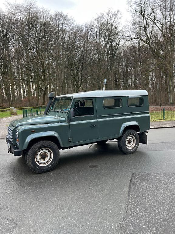 Gebraucht Land Rover Defender 122 PS (89 kW) 2012 SUV