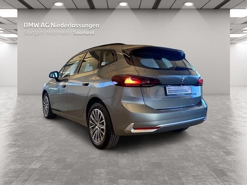 Gebraucht BMW 223 Active Tourer Luxury Line 204 PS (150 kW) 2023 Grau Van / Kleinbus