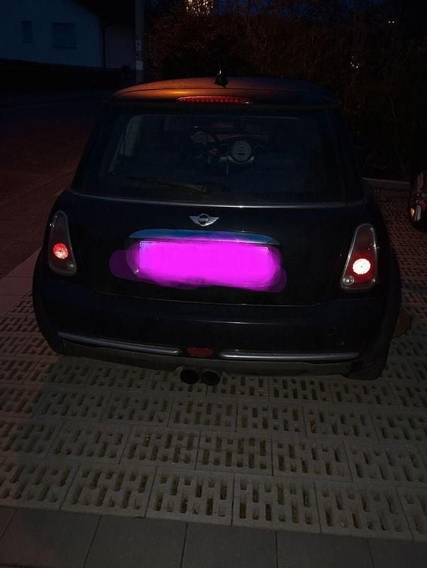 Gebraucht Mini ONE 90 PS (66 kW) 2005 Schwarz Kleinwagen