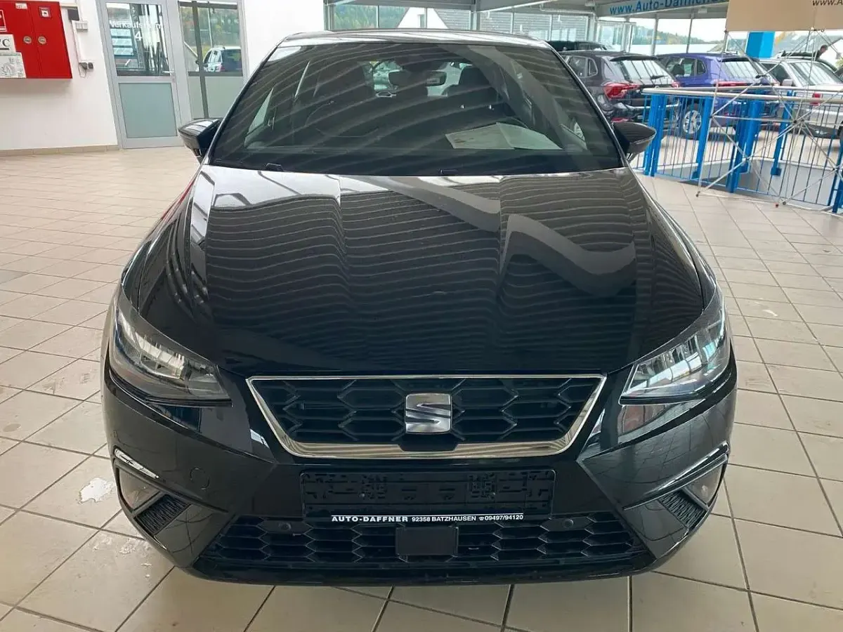 Gebraucht Seat Ibiza FR 116 PS (85 kW) 2025 Schwarz Limousine