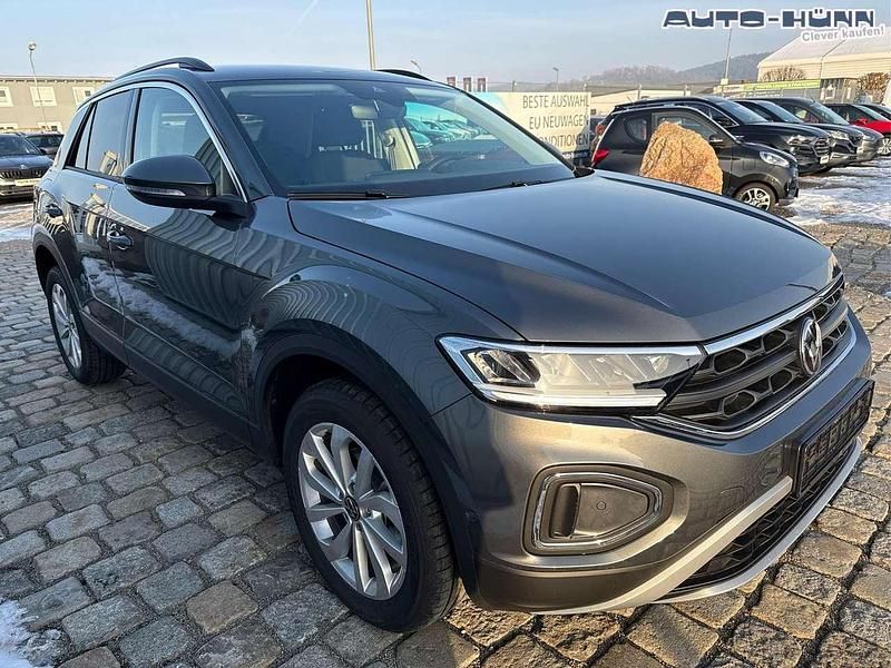 Neu VW T-Roc Edition 150 PS (110 kW) 2026 Indiumgrau metallic SUV