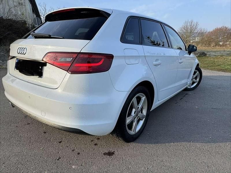 Gebraucht Audi A3 Ambition 110 PS (80 kW) 2016 Weiß Kombi